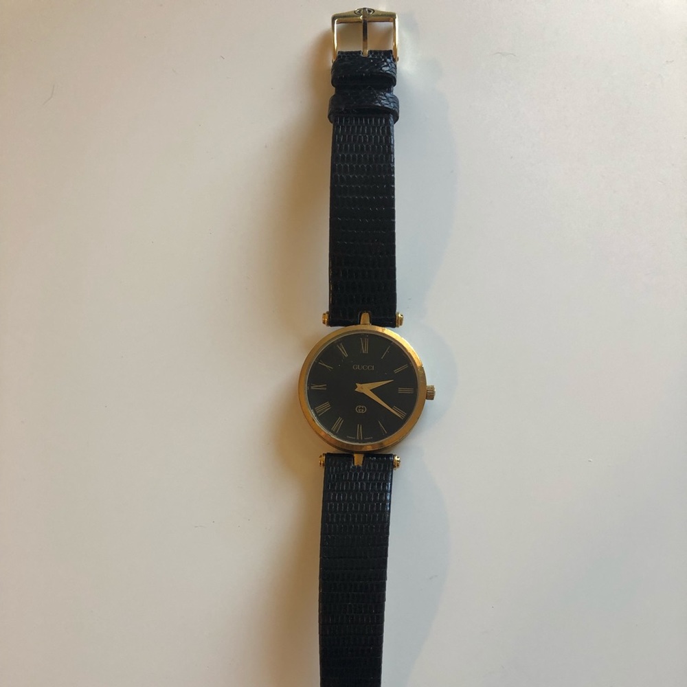 Authentic Gucci Watch - Picture 2 of 7